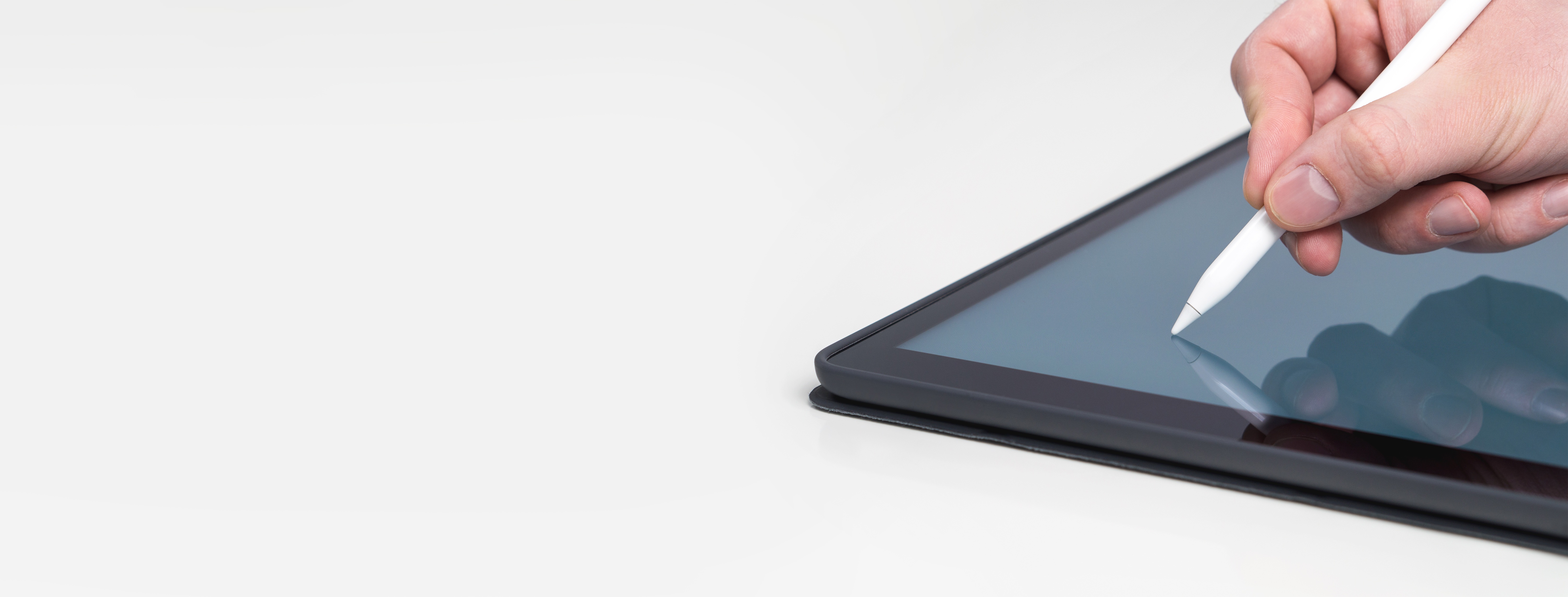 Writing with a digital pen on tablet